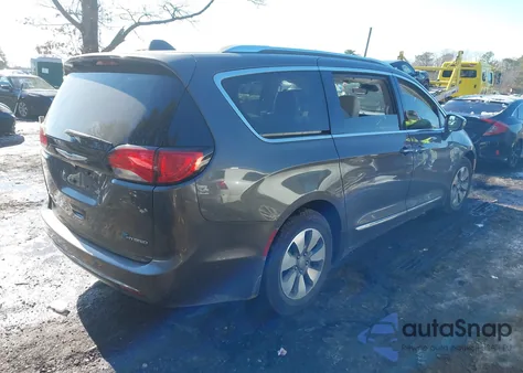 2017 Chrysler Pacifica Hybrid Platinum from USA, damaged, VIN 2C4RC1N77HR739930